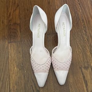 Metaphor Women's Pink and White Shoes